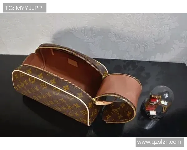 足球明星专属洗漱包揭示奢华生活背后的秘密与风格